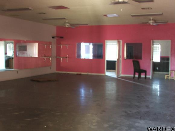824 Gemstone Ave, Bullhead City, AZ 86442