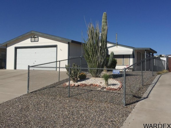 965 Roadrunner Dr, Bullhead City, AZ 86442