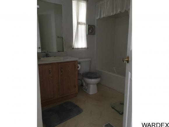 965 Roadrunner Dr, Bullhead City, AZ 86442