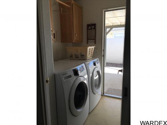 965 Roadrunner Dr, Bullhead City, AZ 86442