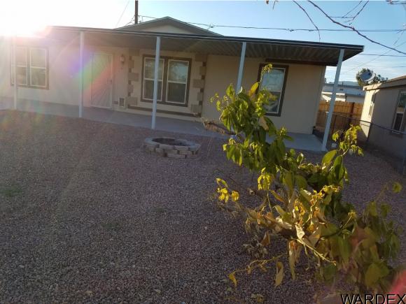 2051 Hualapai Dr, Bullhead City, AZ 86442