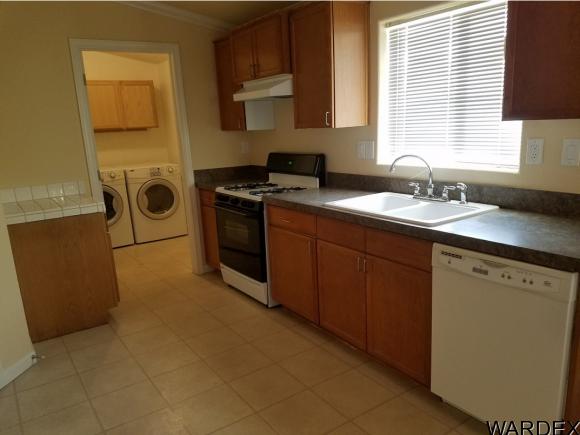 2051 Hualapai Dr, Bullhead City, AZ 86442