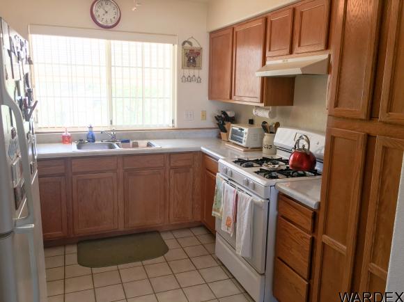 815 Roadrunner Dr, Bullhead City, AZ 86442
