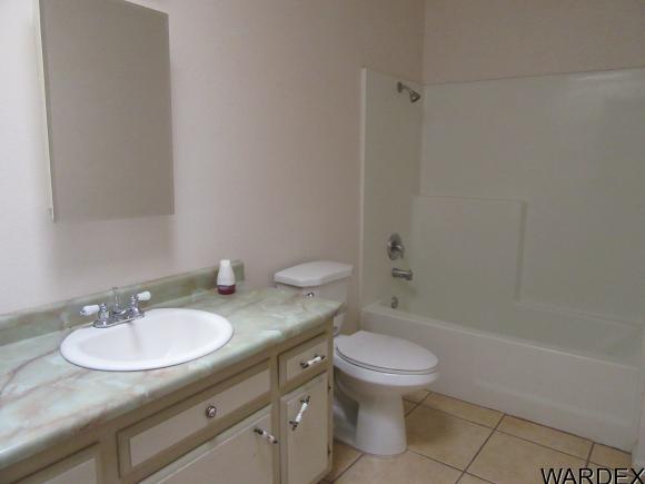 1055 GEMSTONE AVE, Bullhead City, AZ 86442