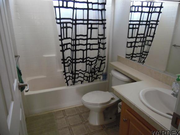 1755 Rio Vista Dr, Bullhead City, AZ 86442