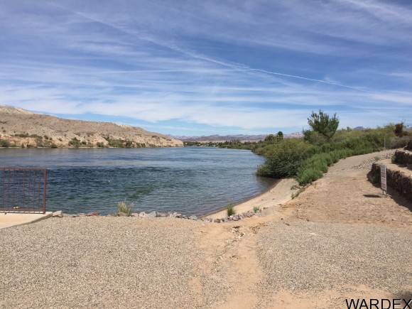 1611 HIGHWAY 95 #B208, Bullhead City, AZ 86442
