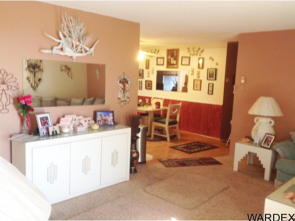 2083 Bermuda Dr, Bullhead City, AZ 86442