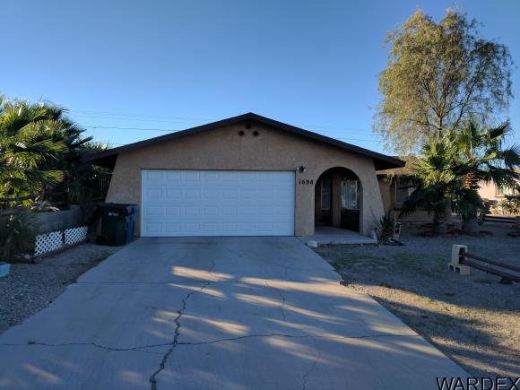 1698 Rio Vista Dr, Bullhead City, AZ 86442
