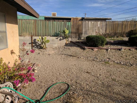 1698 Rio Vista Dr, Bullhead City, AZ 86442