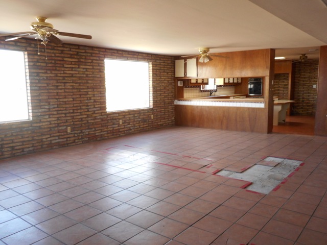 1120 Gemstone AveBullhead City, AZ, 86442Mohave County