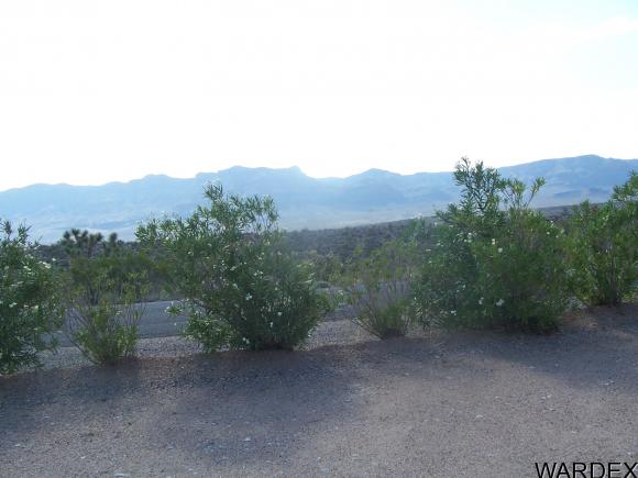 31 Middle Point Dr, Meadview, AZ 86444