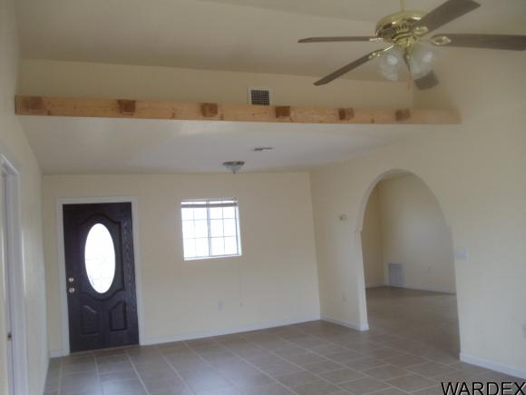 29895 N SURF SPRAY DR, Meadview, AZ 86444
