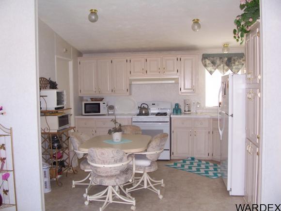 26195 N PEAR AVE, Meadview, AZ 86444