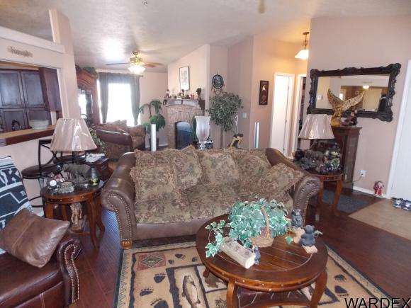 21243 N RED MOUNTAIN DR, White Hills, AZ 86445