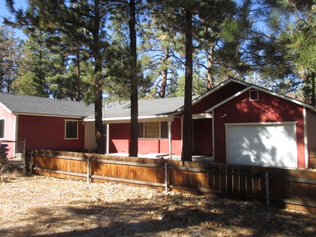 318 Maple LnSugarloaf, CA, 86021San Bernardino County