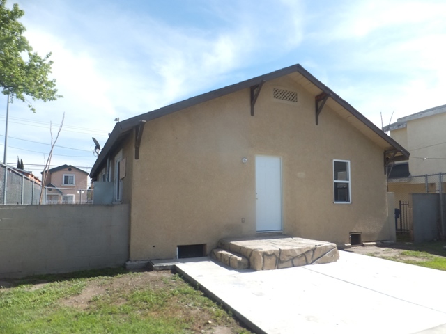 10403 S Wilmington AveLos Angeles, CA, 90002Los Angeles County
