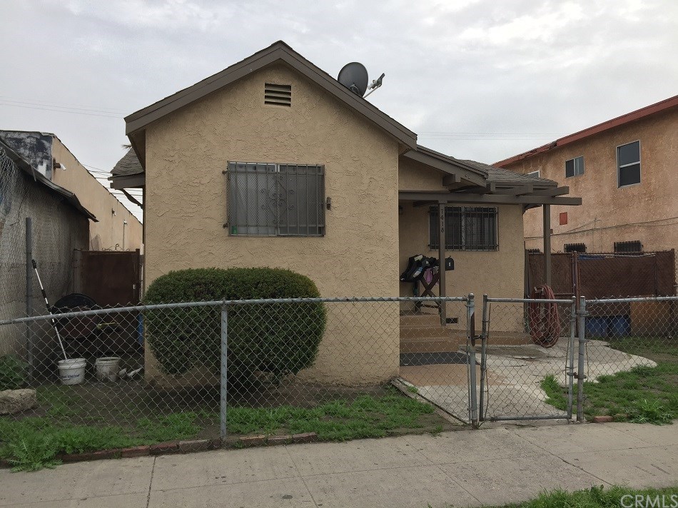7418 Avalon Boulevard, Los Angeles, CA 90003