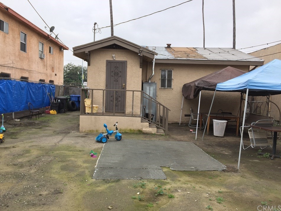 7418 Avalon Boulevard, Los Angeles, CA 90003