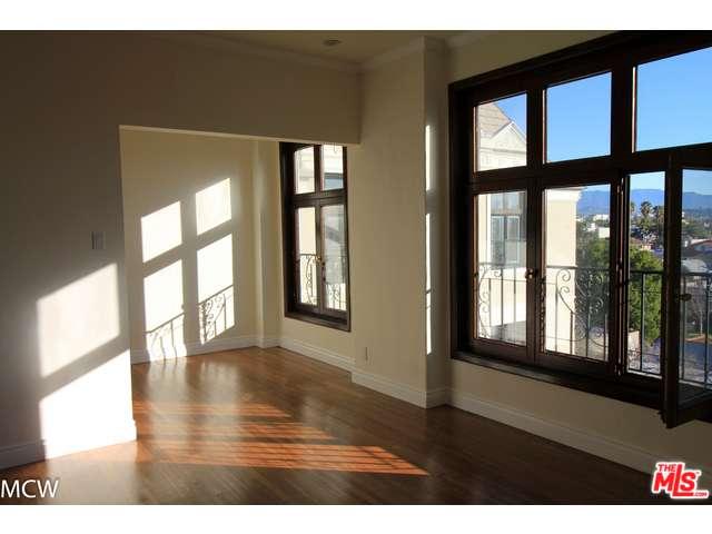 316 North ROSSMORE Avenue, Los Angeles , CA 90004