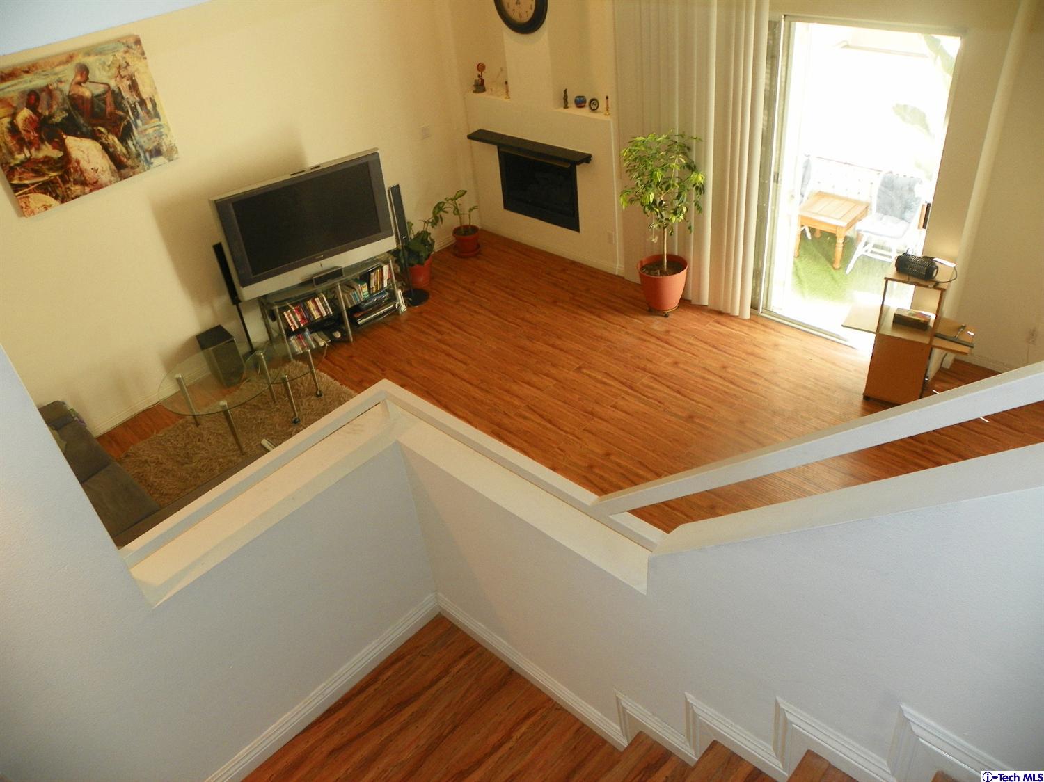 4845 Elmwood Avenue, Los Angeles , CA 90004