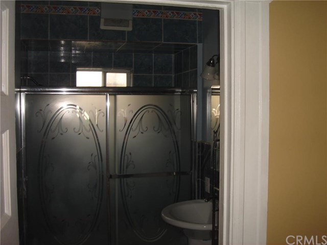 1477 West 29th Street, Los Angeles, United States 90007