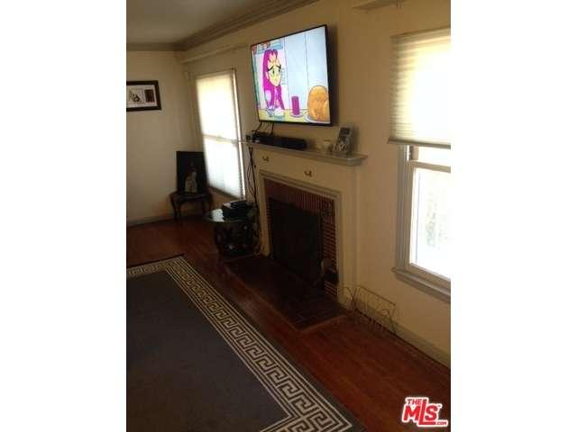 3945EDGEHILL Drive, Los Angeles , CA 90008