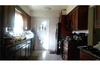 3877 6th Avenue, Los Angeles, United States 90008