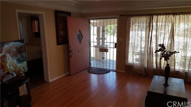 3813 3rd Avenue, Los Angeles, CA 90008