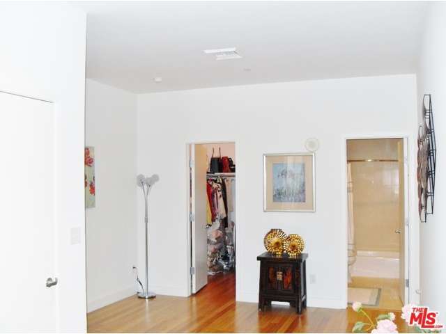 3810 Wilshire Blvd, Los Angeles, United States 90010