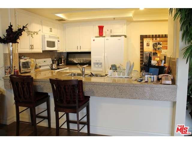 880 West 1ST Street, Los Angeles , CA 90012