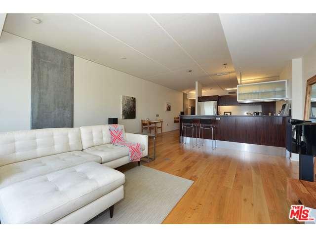 1155 South GRAND Avenue, Los Angeles , CA 90015