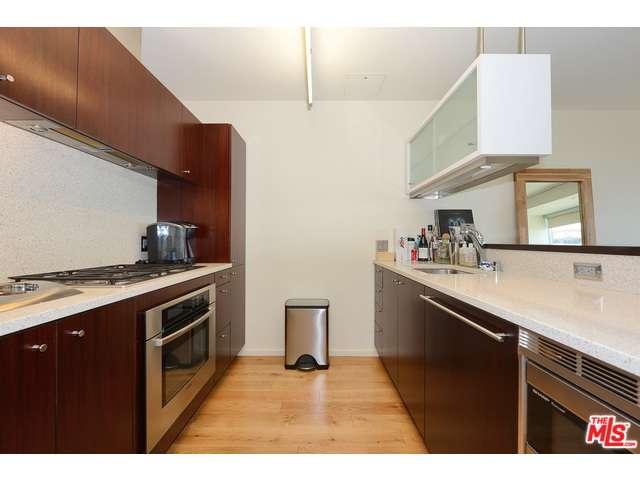 1155 South GRAND Avenue, Los Angeles , CA 90015