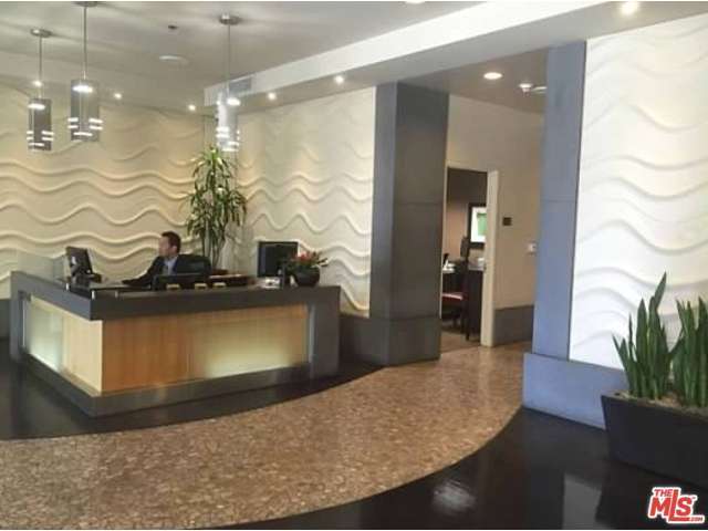 1111 S Grand Ave, Los Angeles, United States 90015