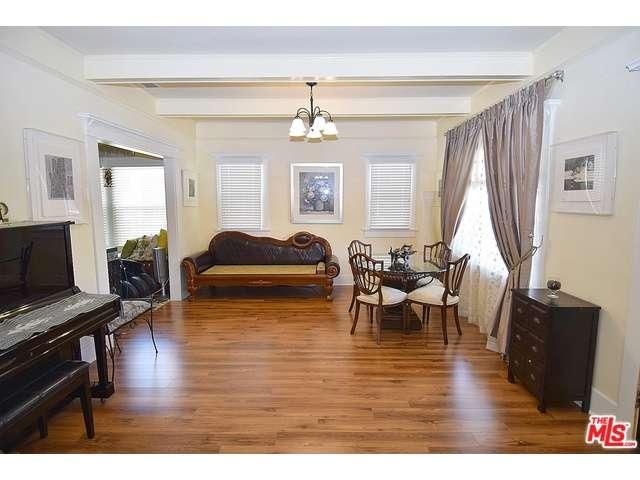 2352 West 29TH Place, Los Angeles , CA 90018