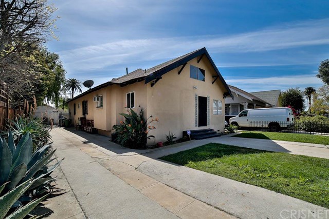 2022 West 29th Place, Los Angeles, CA 90018