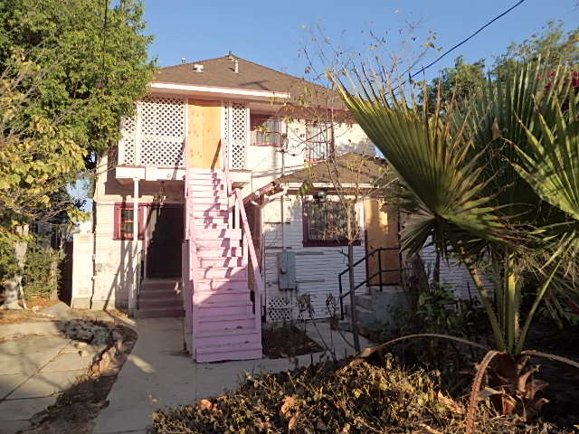 2633 Halldale AveLos Angeles, CA, 90018Los Angeles County
