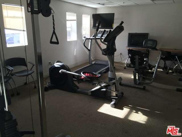 956 South WILTON Place, Los Angeles , CA 90019
