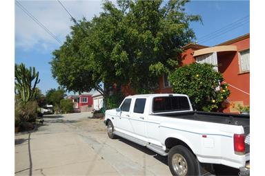 421 S Arizona Ave, Los Angeles, United States 90022