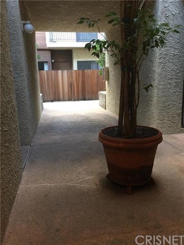 1655 Greenfield Avenue, Los Angeles, CA 90025