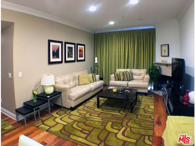 1444 S Point View St, Los Angeles, United States 90035