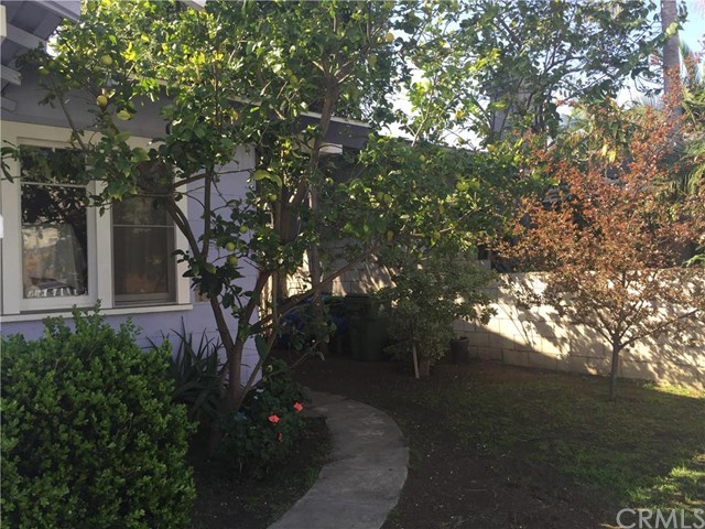 5334 La Cresta Court, Los Angeles, CA 90038