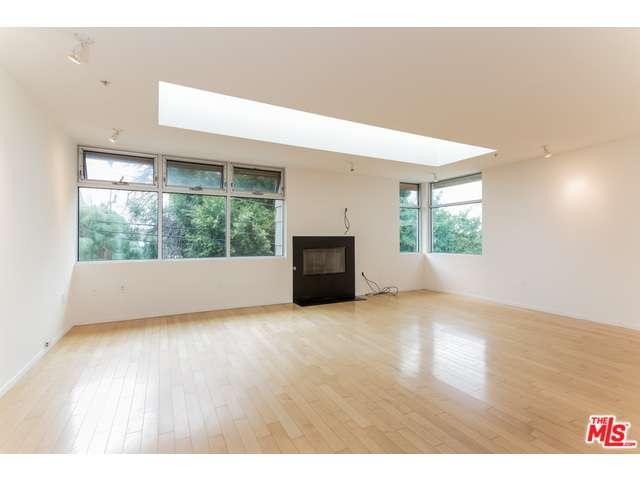 5806WARING Avenue, Los Angeles , CA 90038