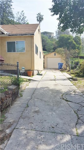 2124 Lake Shore Avenue, Echo Park, CA 90039