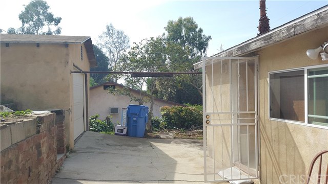 2124 Lake Shore Avenue, Echo Park, CA 90039