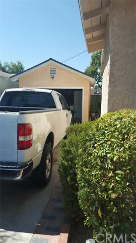 4851 La Roda Avenue, Los Angeles, CA 90041