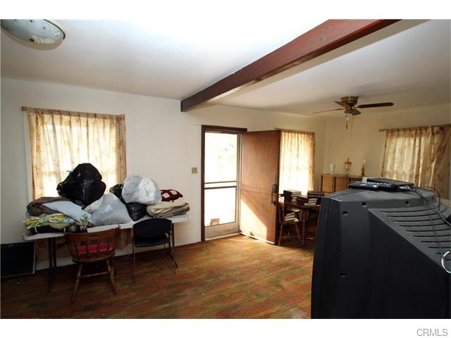 2329 Laverna Ave, Los Angeles, United States 90041