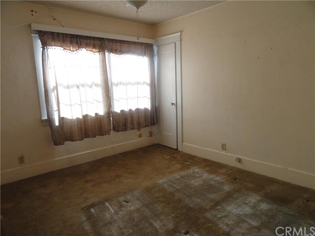 4800 York Boulevard, Los Angeles, United States 90042