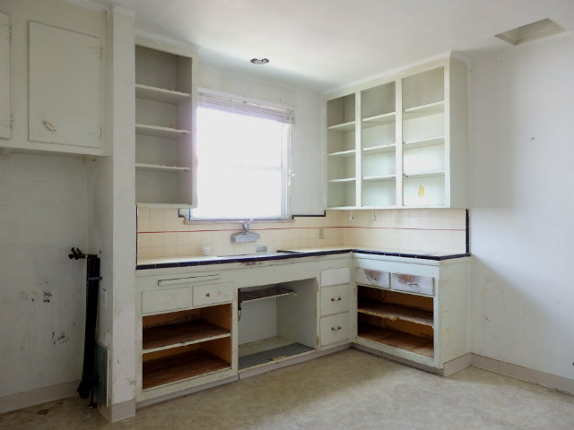 7015 Arlington AveLos Angeles, CA, 90043Los Angeles County