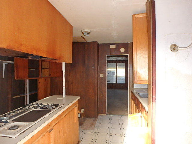 6755 6th AvenueLos Angeles, CA, 90043Los Angeles County