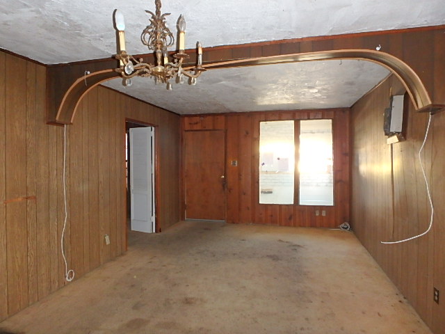 6755 6th AvenueLos Angeles, CA, 90043Los Angeles County